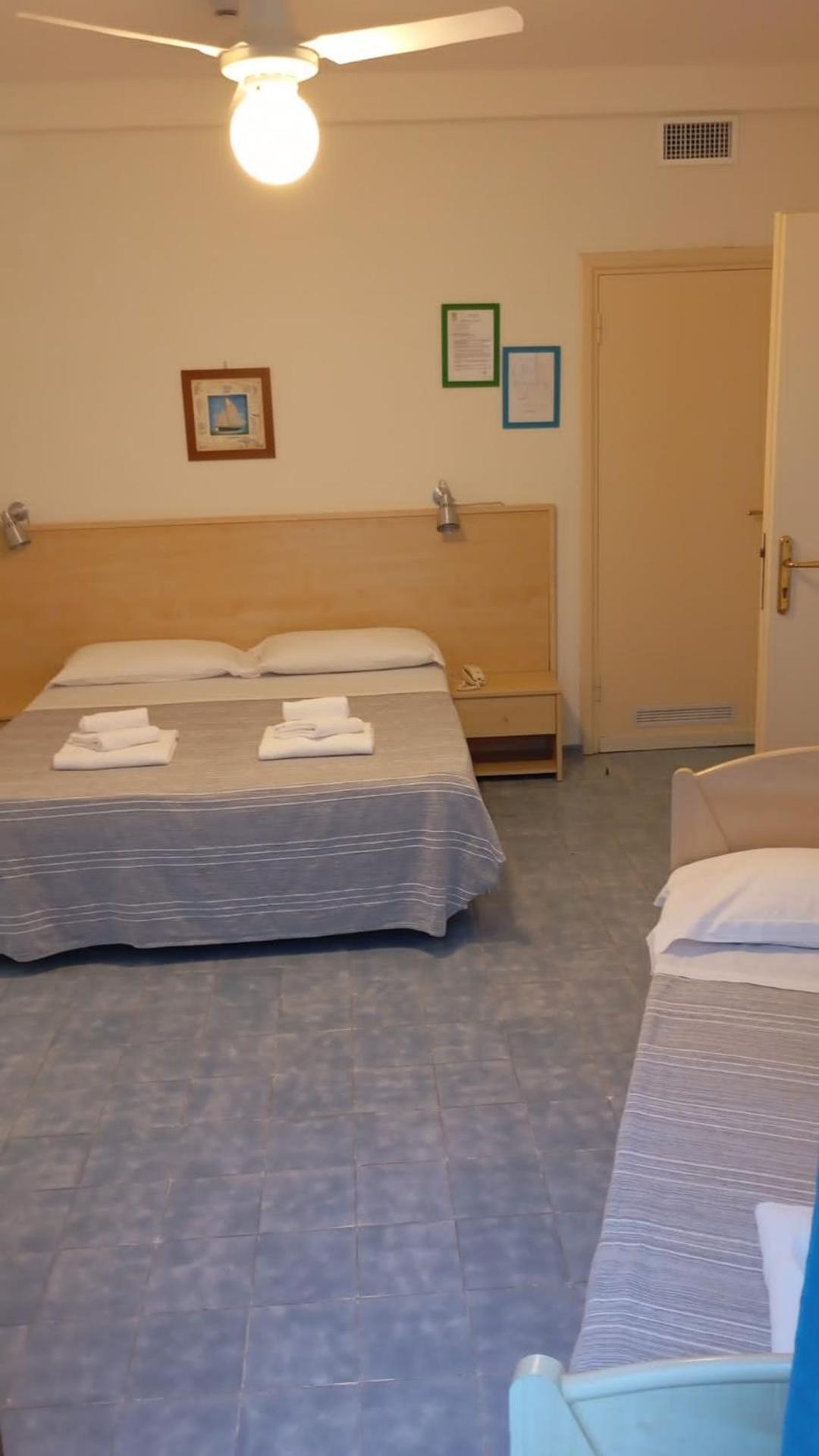 Hotel La Baia ポンツァ エクステリア 写真